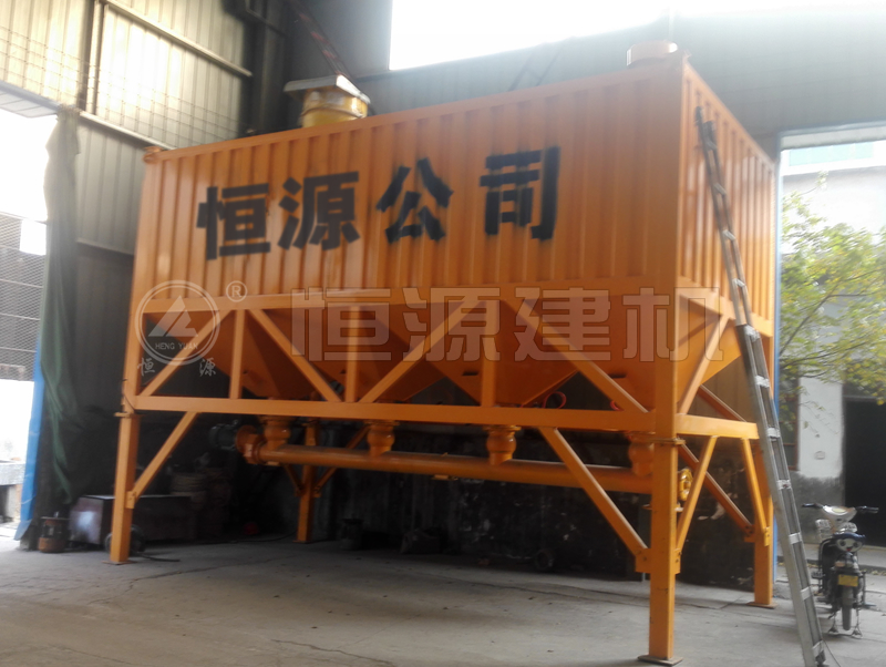 投資個(gè)臥式散裝水泥罐多少錢？恒源移動(dòng)臥式水泥罐價(jià)格介紹