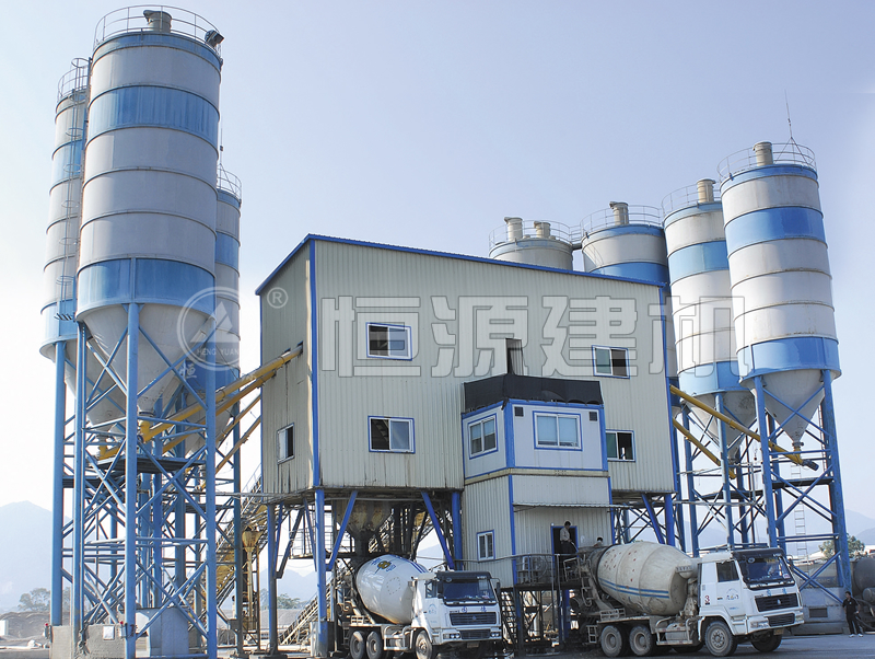 建一個(gè)攪拌站180一條線多少錢？180水泥攪拌機(jī)價(jià)格是多少？